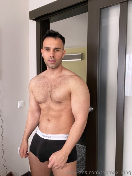 Topmax King nudes actress image