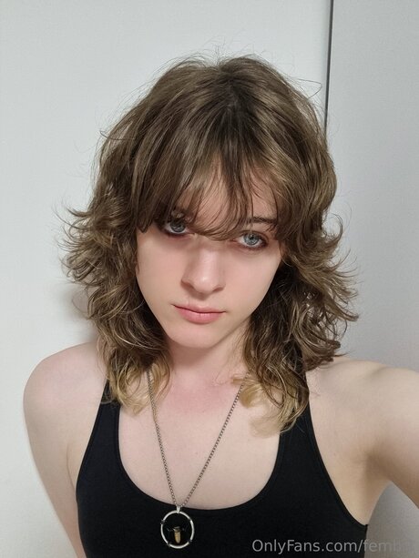 Fembii1 naked actress photos