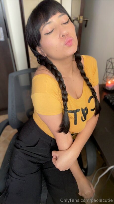 Paolacutie pornstar adult galleries