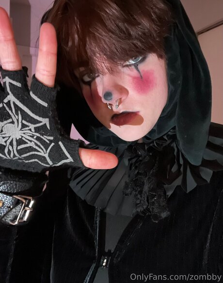 Zombby pornstar hot images