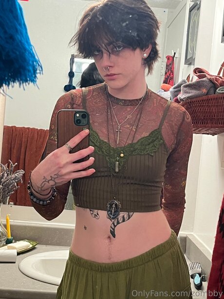 Zombby best actress image