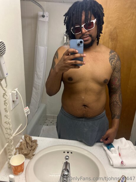 Tjohnson447 perfect model img