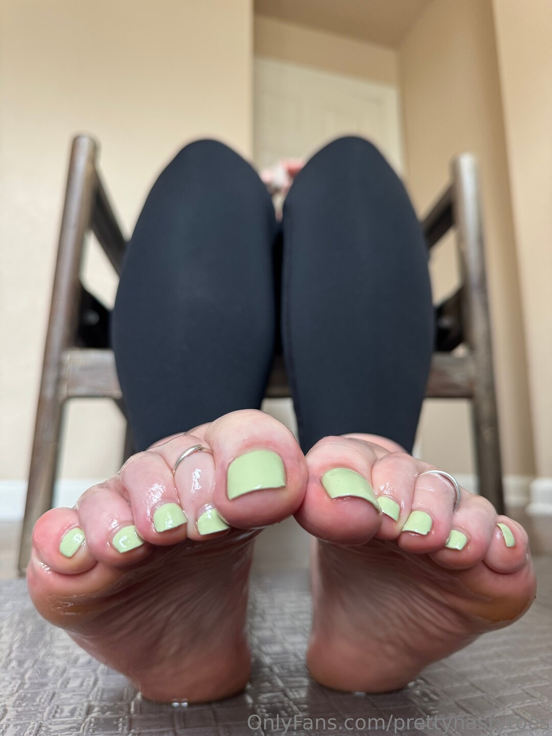Prettynastytoes model naked images