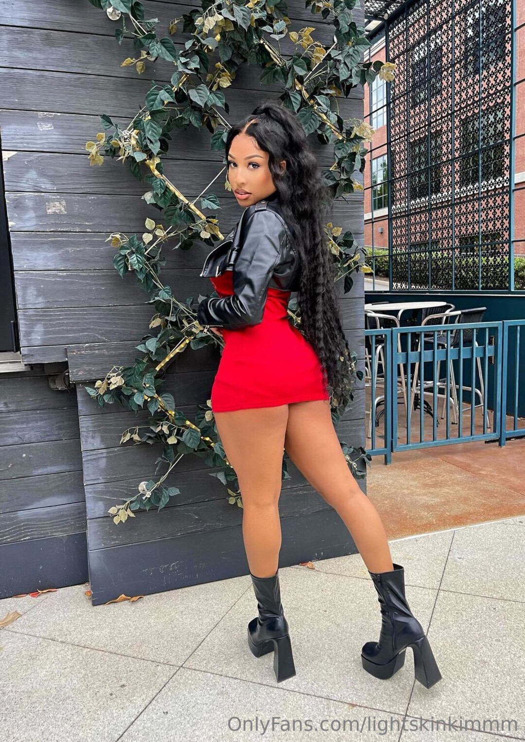 Lightskinkimmm star pornographic image