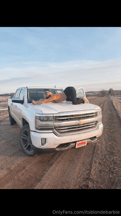 petite skinny onlyfans free img