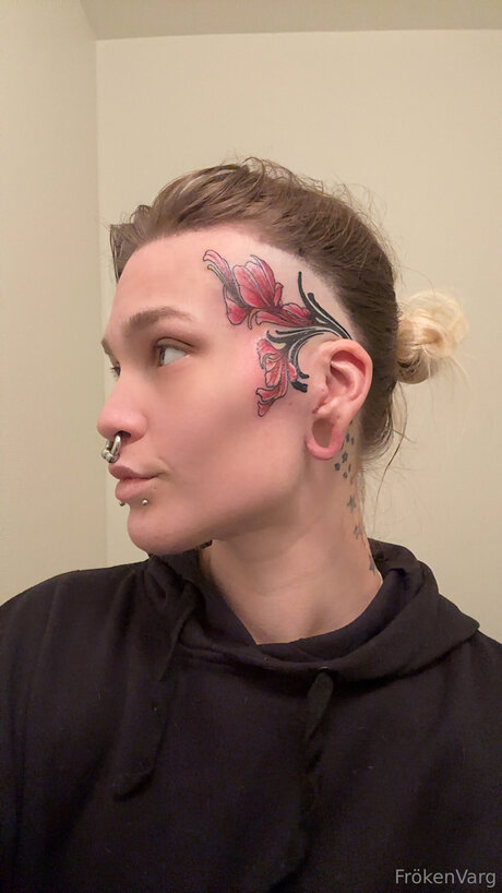 Frokenvarg nice model photos