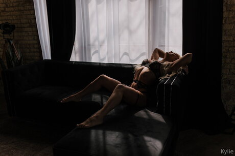 U480238189 model perfect pics