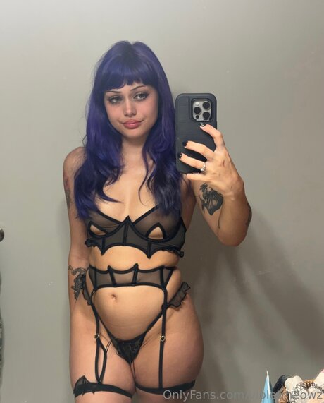 Violetmeowz star best picture