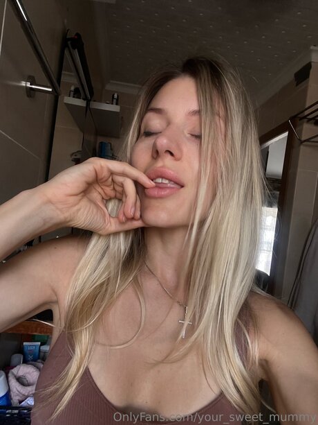 blonde natural onlyfans sexy xxx galleries