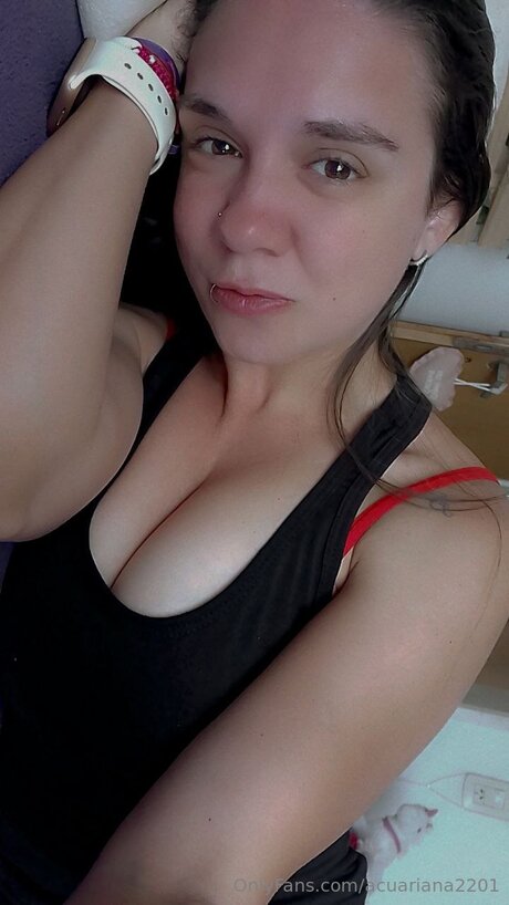 Acuariana2201 top profile image