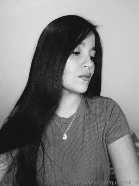 Queengirl 9 model nudes pics