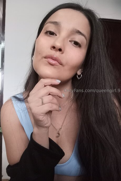 Queengirl 9 pornstar photos