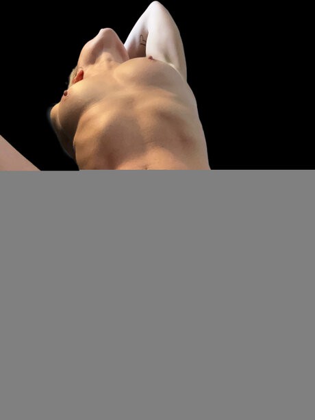 Little1 0 star naked img