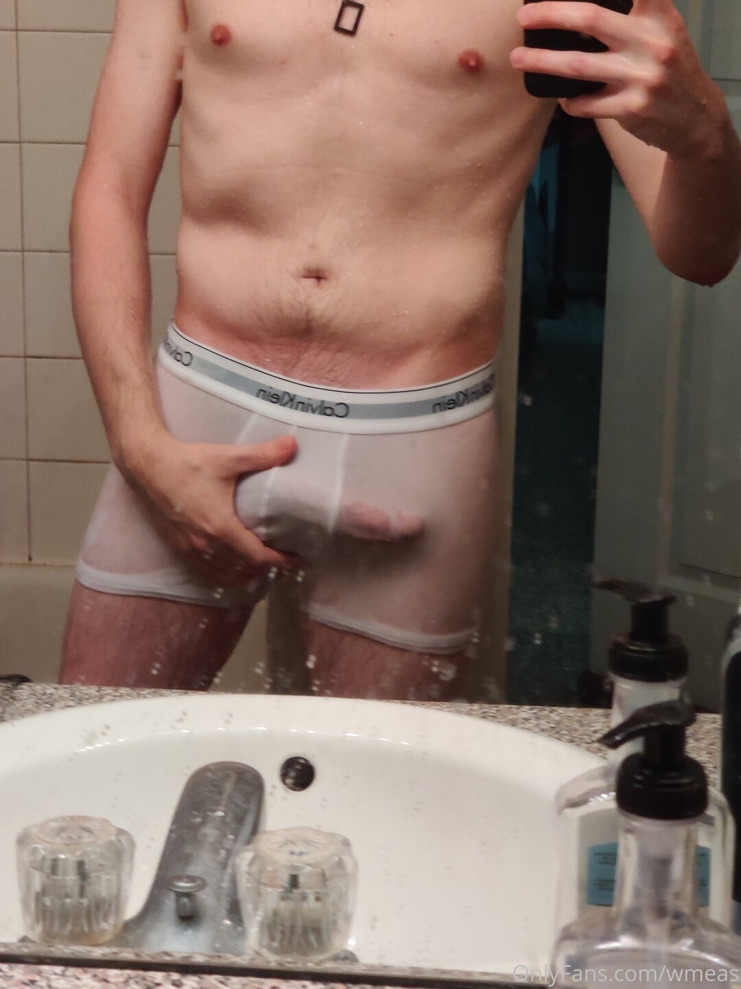 Wmeas nudes star image
