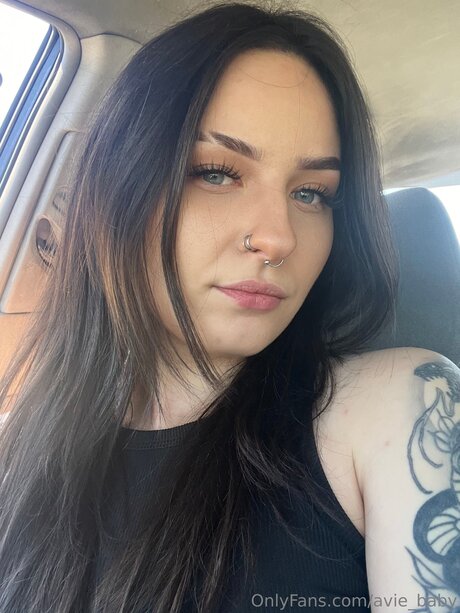 Avie Baby hd star pics