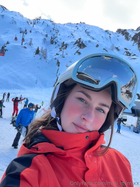 Mini Mimixx model high quality gallery