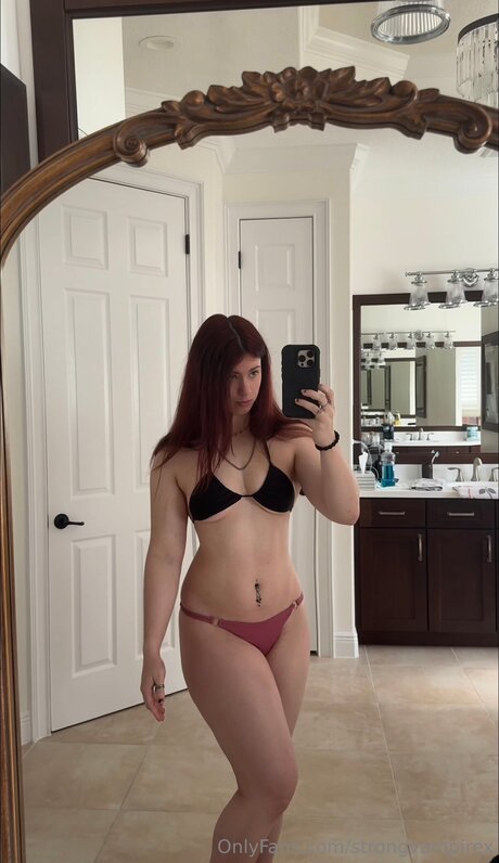 Strongvampirex nudes actress img