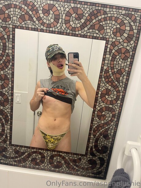 Isabel4yiew beautiful pornstar image