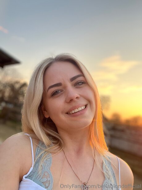 Bellablondofficial pornstar archive