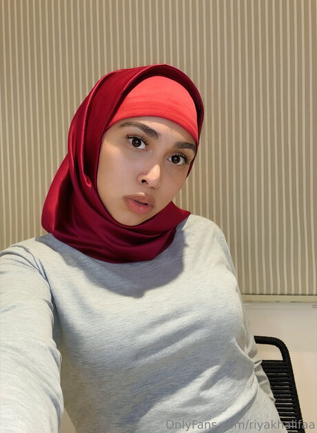 Riyakhalifaa nice actress pic