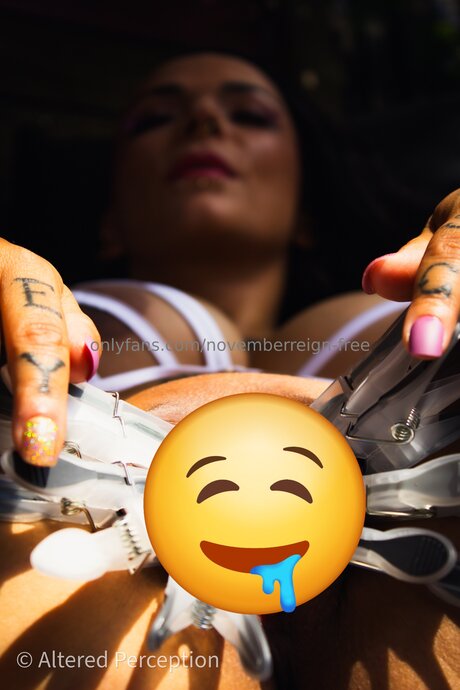 Novemberreign Free star sexy pictures