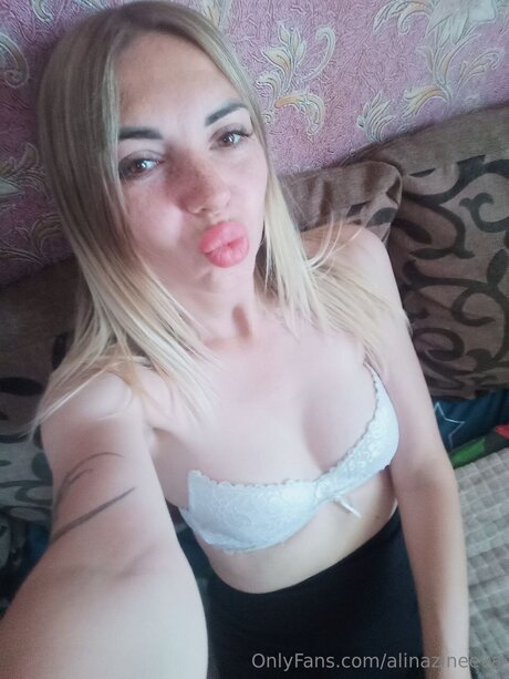 Alinazineeva nice model pic