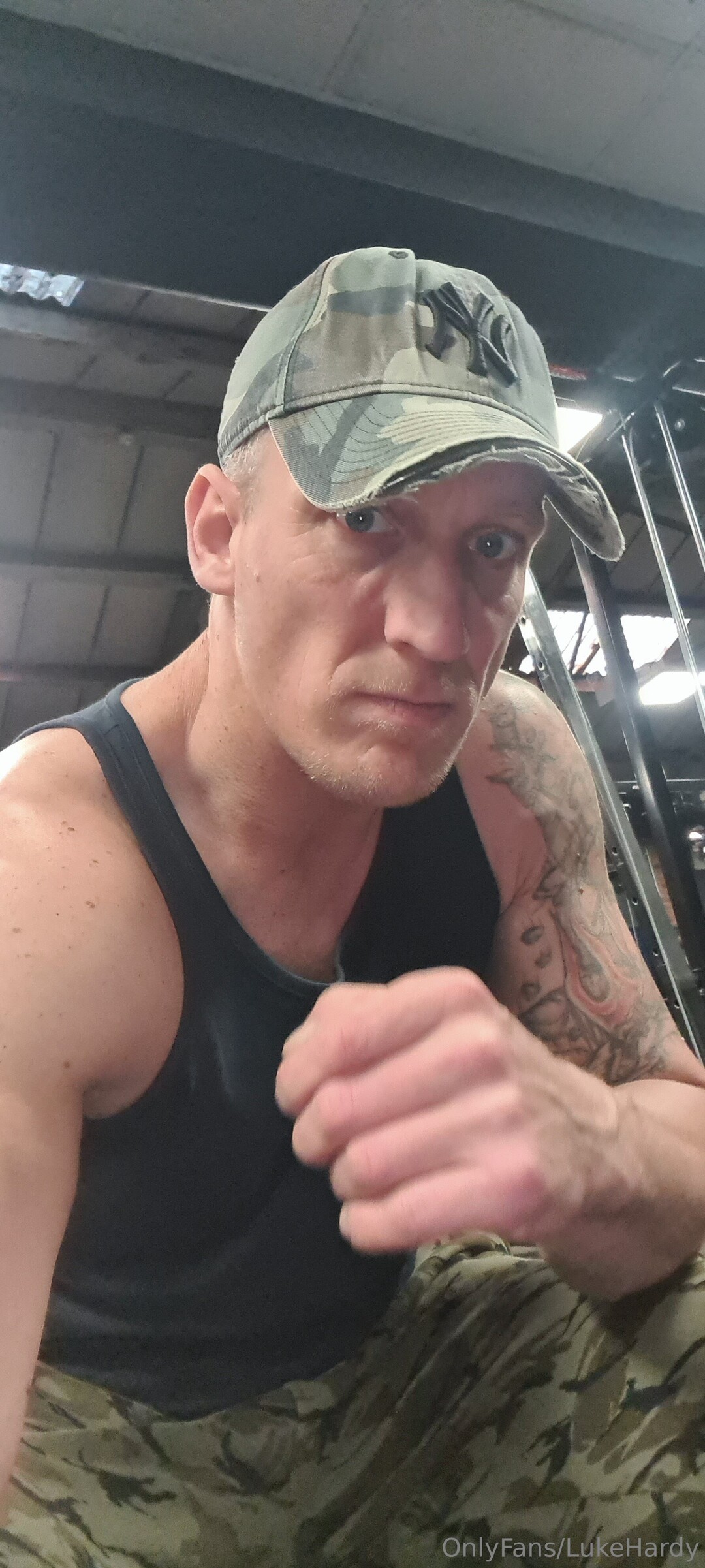 Lukehardy sex star pic