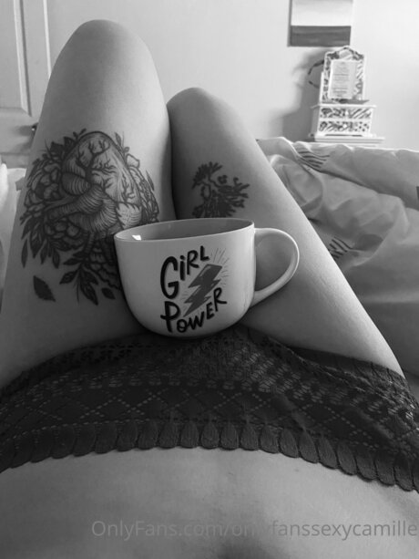 Onlyfanssexycamille erotic model photo