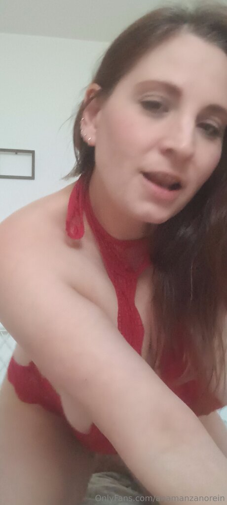 Anamanzanorein pornstar nude galleries