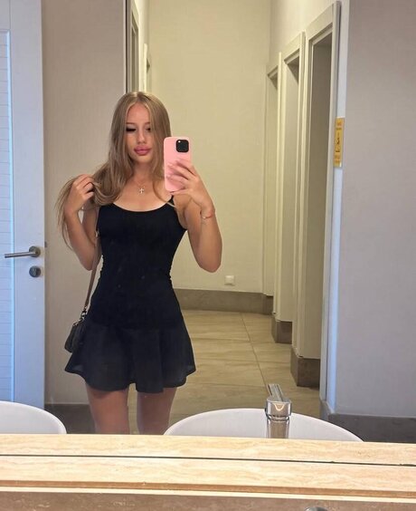 Fabienne Gerber pornstar top pictures