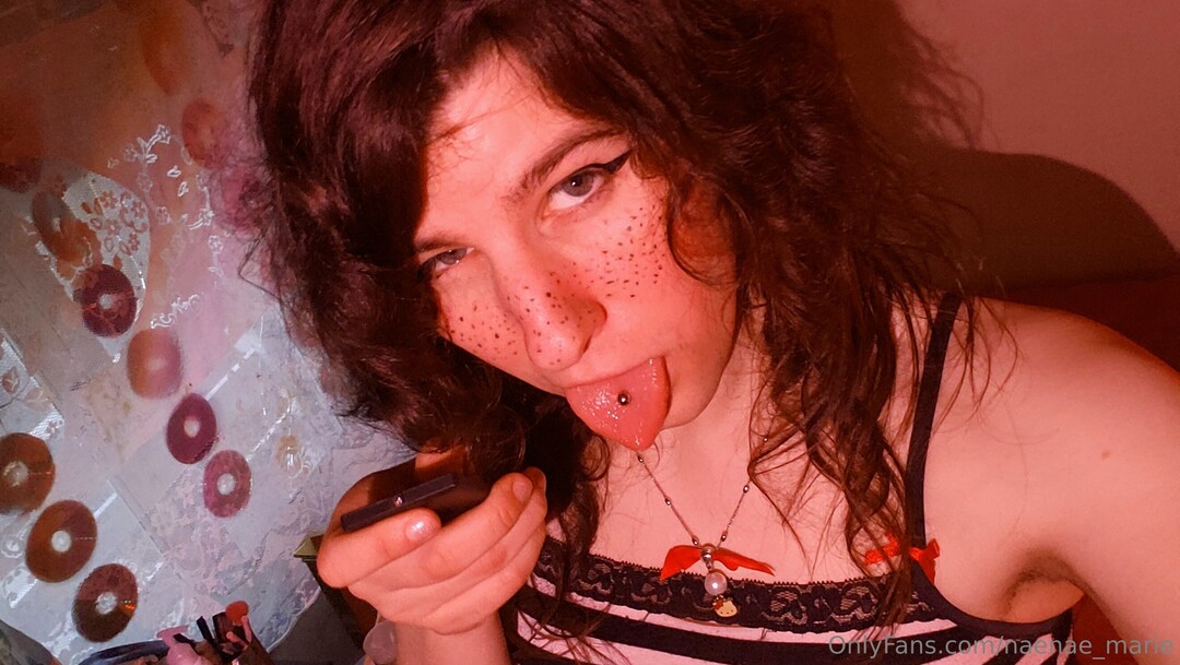 Naenae Marie exclusive model picture