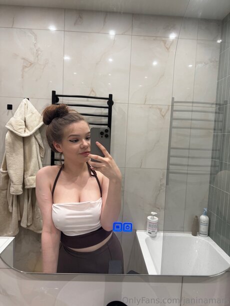 Janinamars model nudes images