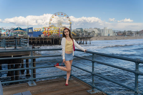 Ophelia Fae star pretty picture