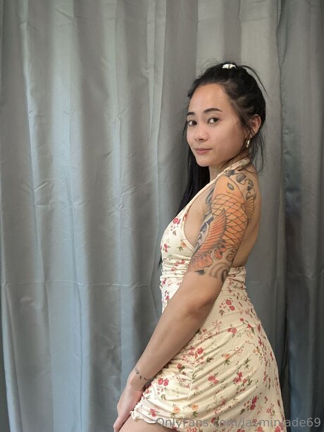 Jasminjade69 perfect model photos