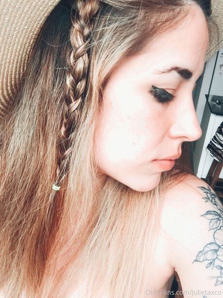 Aliceayress model nice gallery