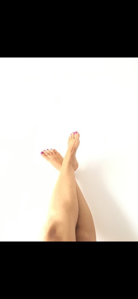 Amelia3107 model best pic