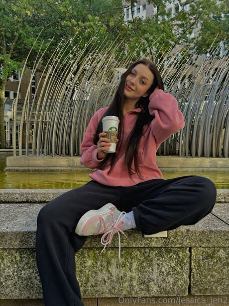 Jessica Jen2 porn model img