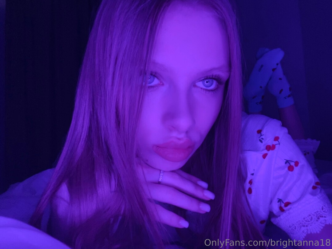 Brightanna18 star porn picture