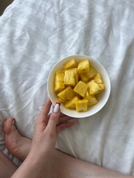 mature blonde onlyfans nudes gallery