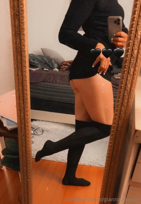 Gianna Reeves porn actress photos