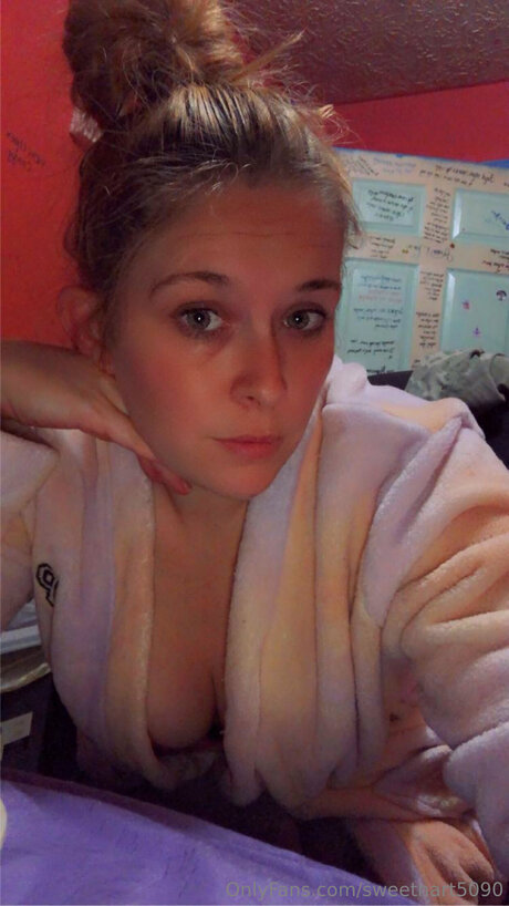 Sweethart5090 model nudes picture