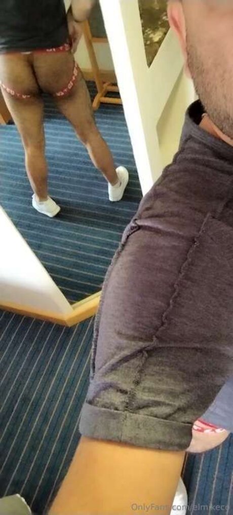 Elmikeco model hot pics