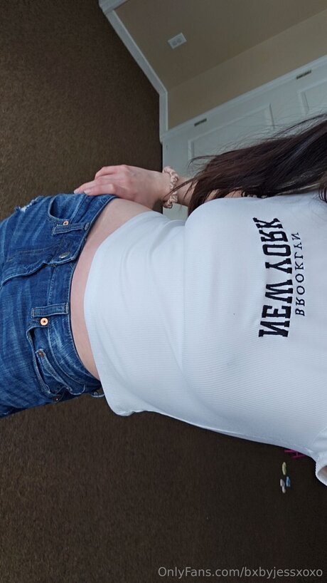 Bxbyjessxoxo art model img