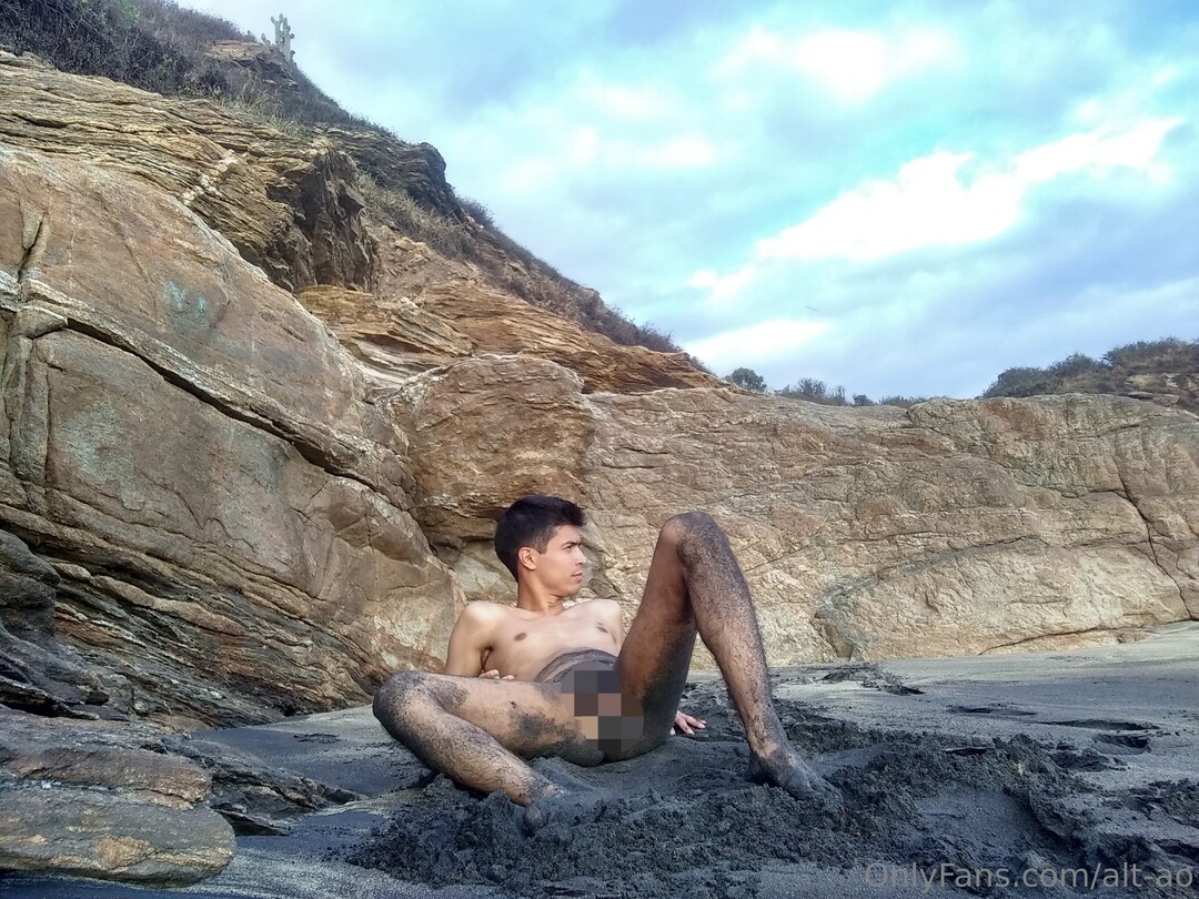 Alt Ao porn actress picture