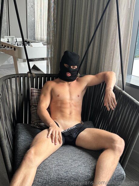 Sneakkysam star sexy photo