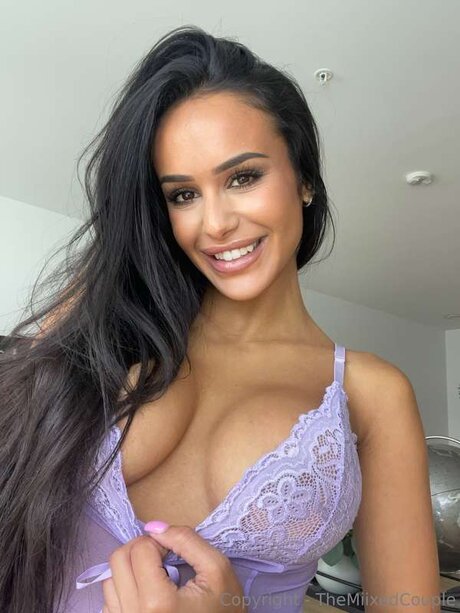 Jasmiinsecretsfree top star image