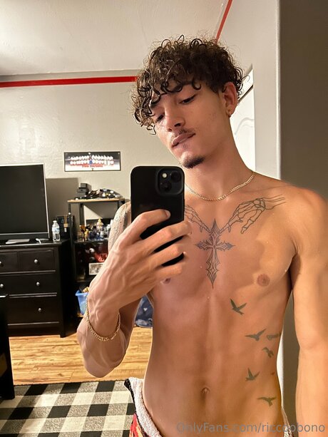 Riccoobono model sex pictures