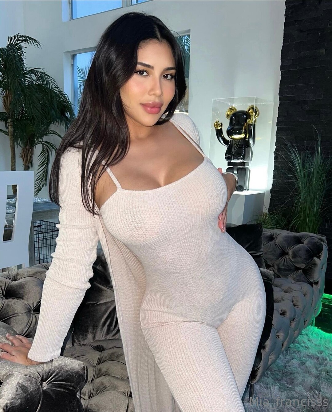 Miafrancis free actress img