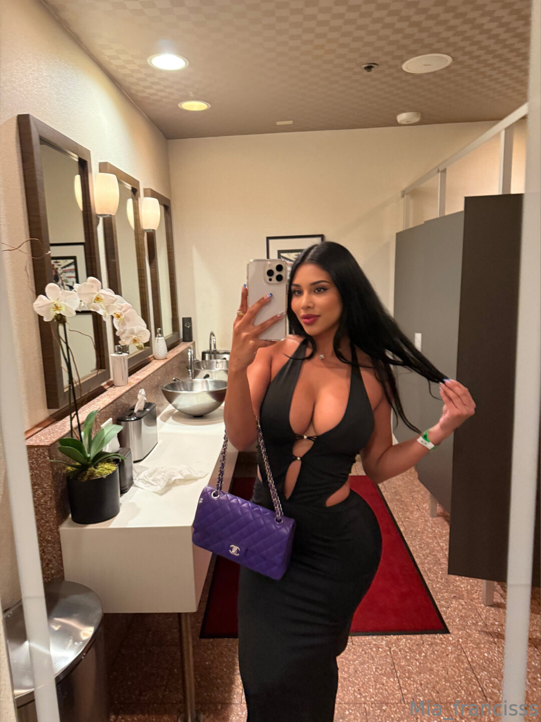 Miafrancis erotic pornstar pictures