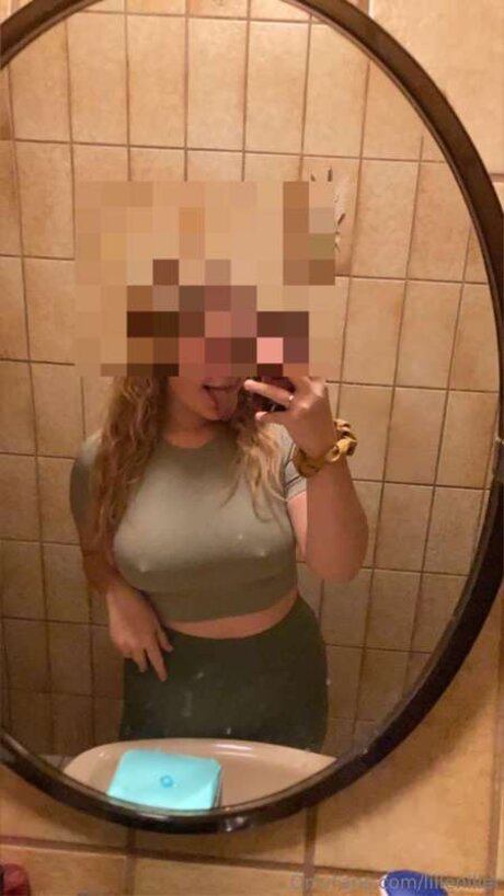 tiny onlyfans art naked galleries